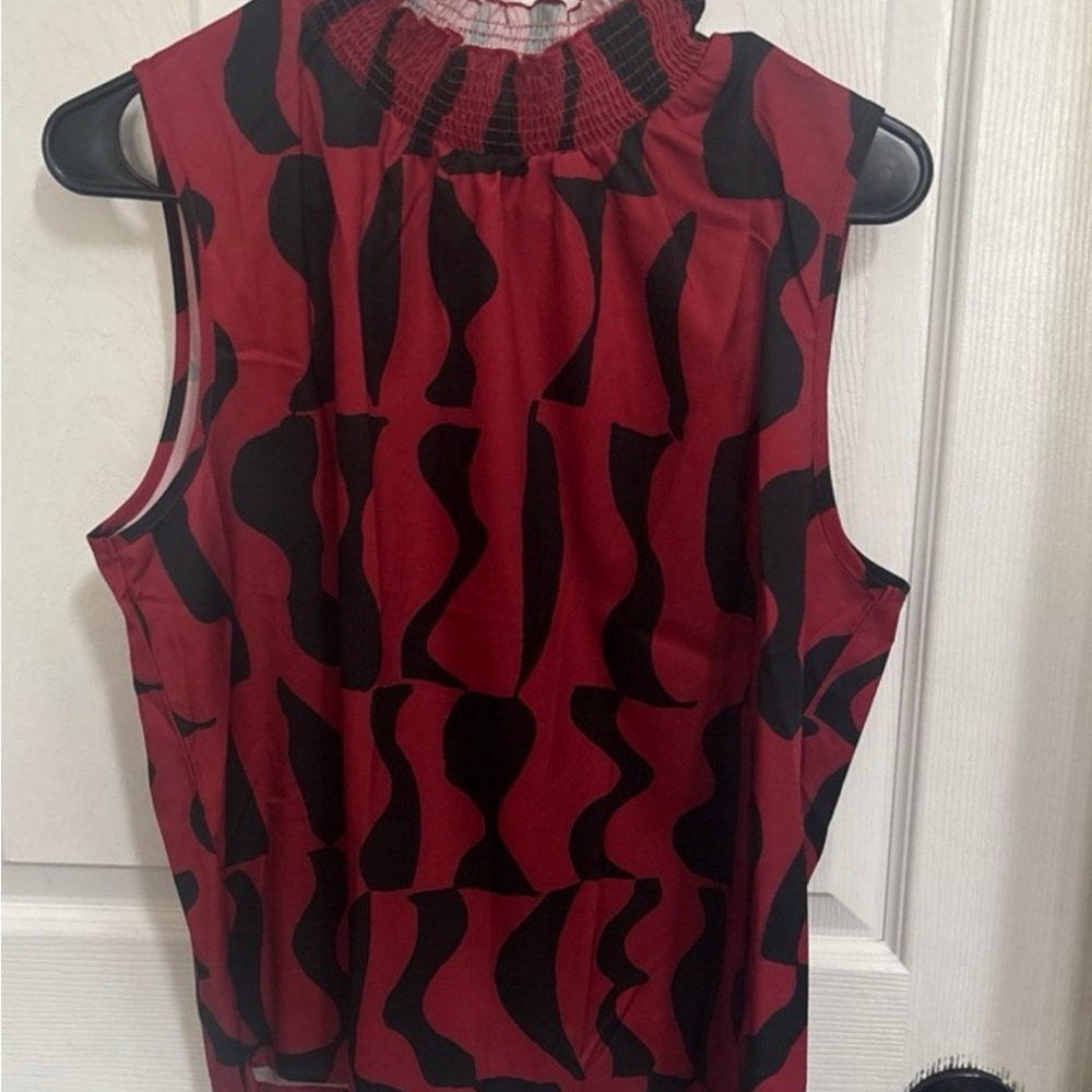 Red and Black Sleeveless Top